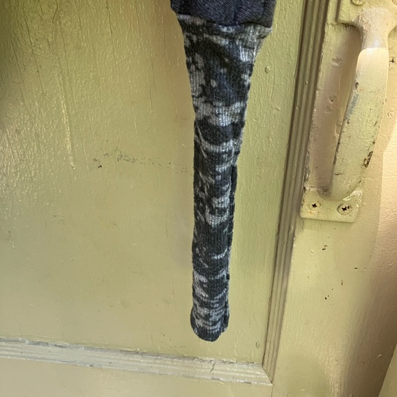 Pure karma open yoga wrap top camo trim grey pullover ladies shirt size medium - Picture 6 of 13